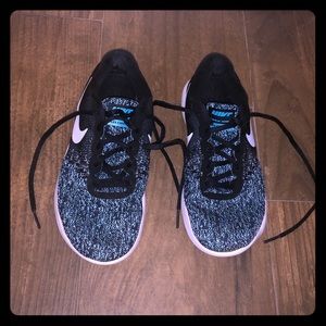 Nike Free Tennis Shoes